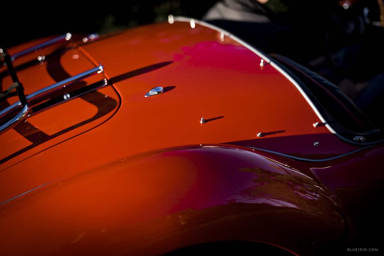 automobile-voiture-photographe-photo-reportage-Blue1310-agence-de-communication-branding-graphiste-annecy-paris-geneve