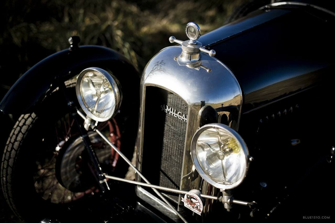 automobile-voiture-photographe-photo-reportage-Blue1310-agence-de-communication-branding-graphiste-annecy-paris-geneve