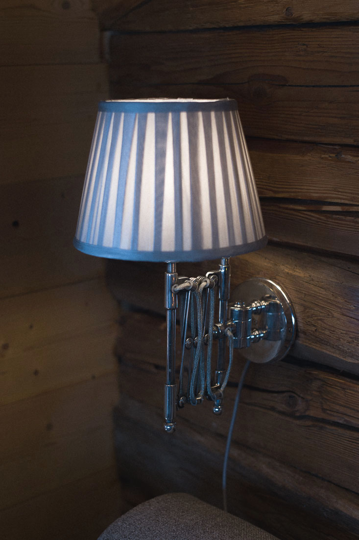 Détail du chalet de la ferme des Vonezins. Photographe d'architecture et décoration à Annecy en Haute-Savoie.