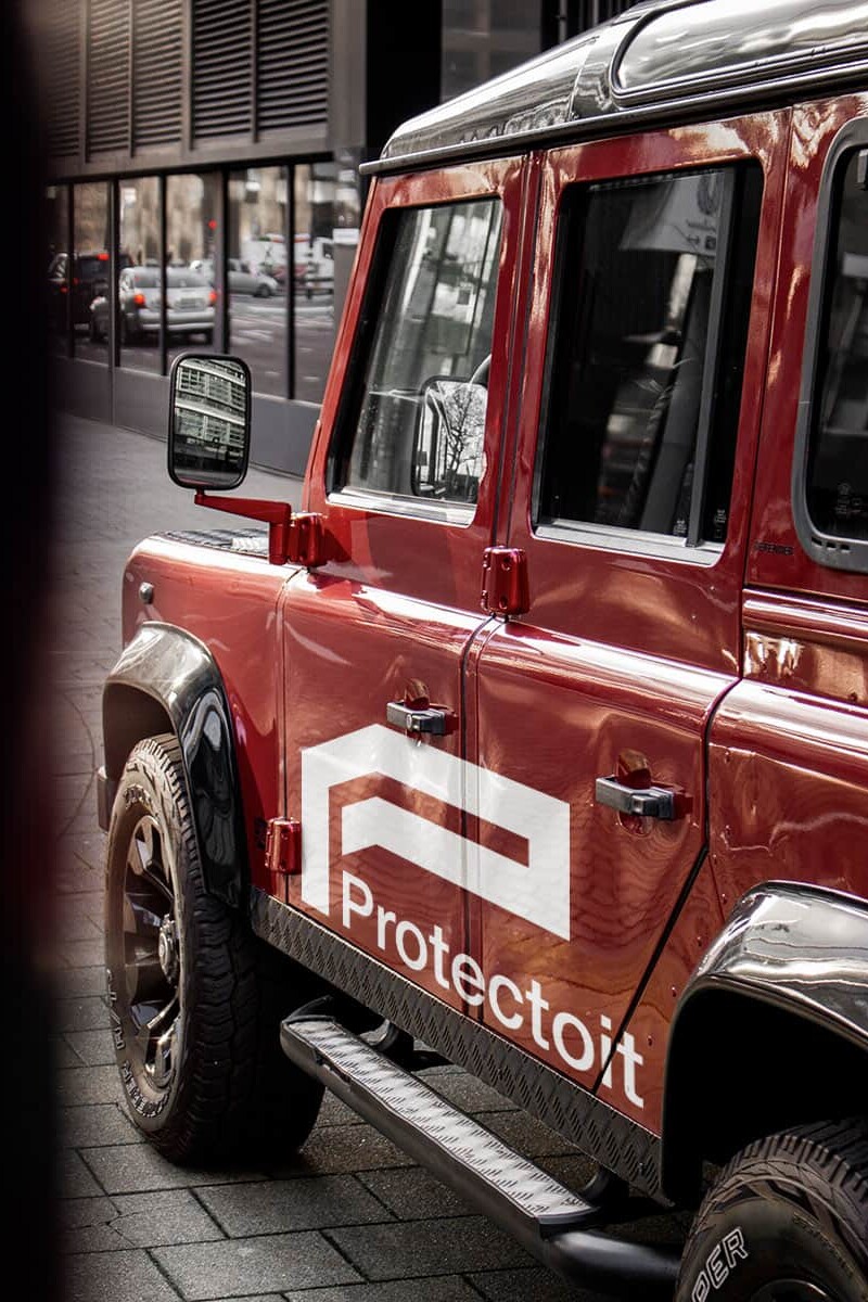 Création de l'identité visuelle de Protectoit en Haute-Savoie. Création de marque, logo, branding - Blue1310 à Annecy