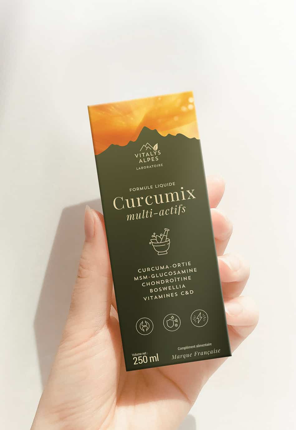 Packaging Curcumix multi-actifs aux plantes - Vitamine C et D. Création de packaging à Annecy