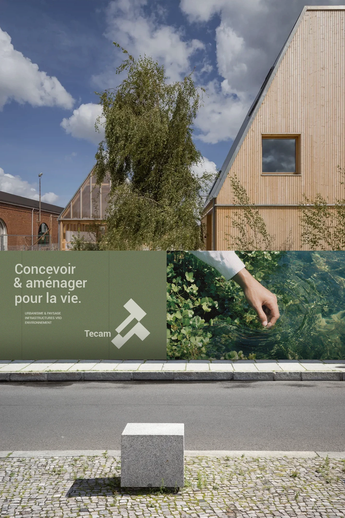 Palissade de chantier Tecam illustrant l'identité visuelle et le branding conçus par Blue1310 pour un bureau d'études en urbanisme et paysage.